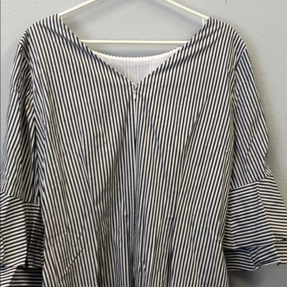 Pappagallo Gray Striped Tiered-Ruffle Sleeve Dress - Picture 5 of 10